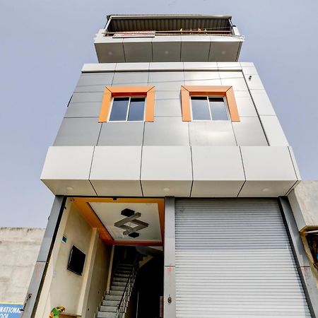 Spot On Hotel Ronak Place อินดอร์ ภายนอก รูปภาพ
